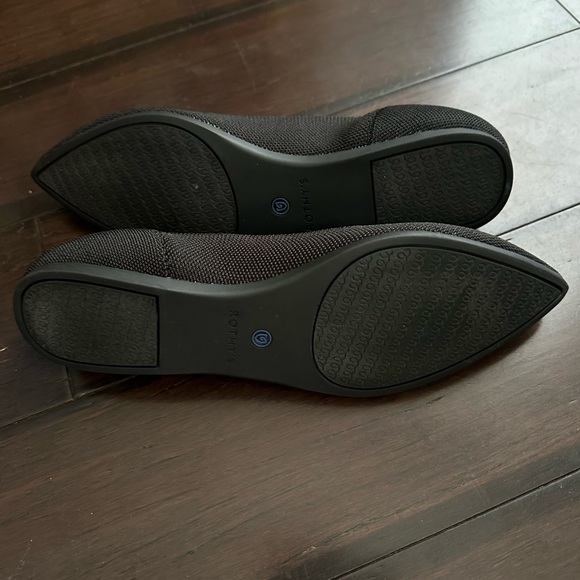 Rothy’s “The Point” flat - Picture 4 of 5